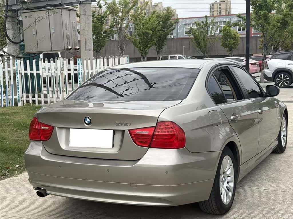 BMW 3 Series, 2010 13