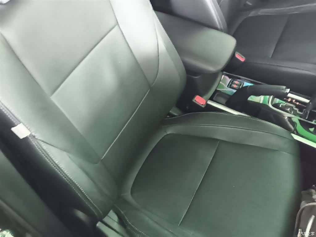 Mitsubishi Outlander, 2018 25