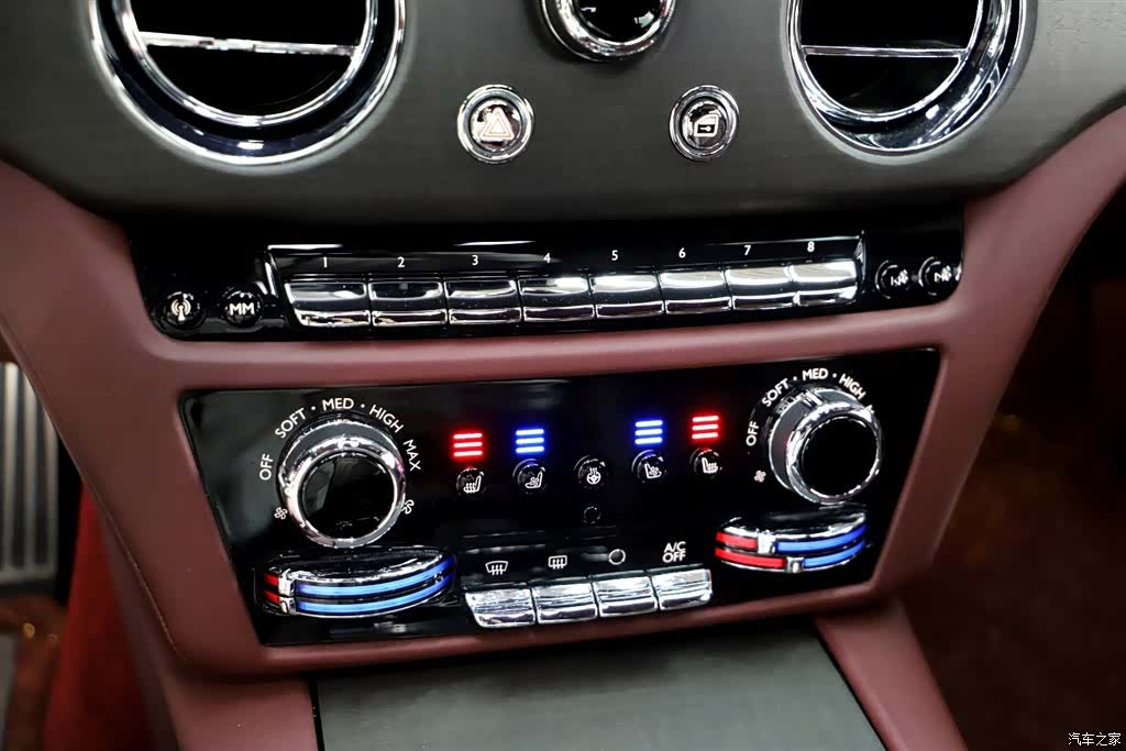 Rolls-Royce Ghost, 2021 11