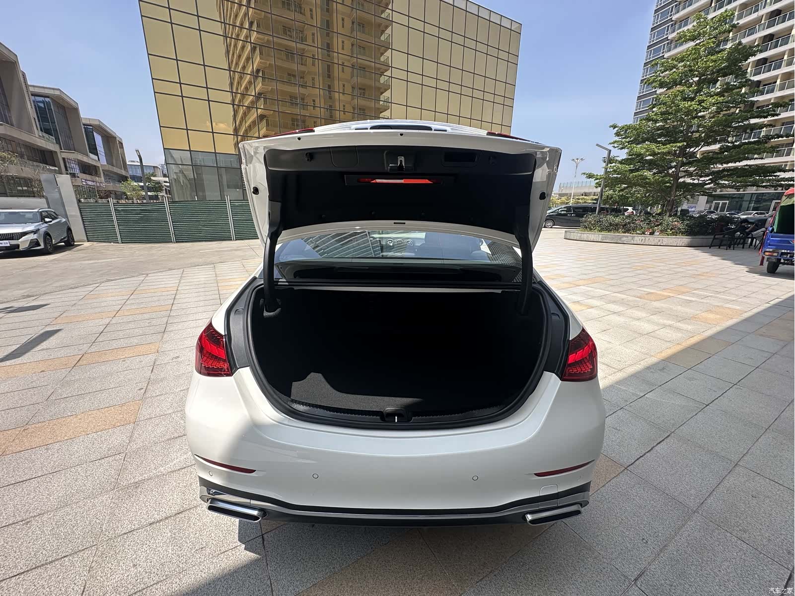 Mercedes-Benz C-Class, 2023 19
