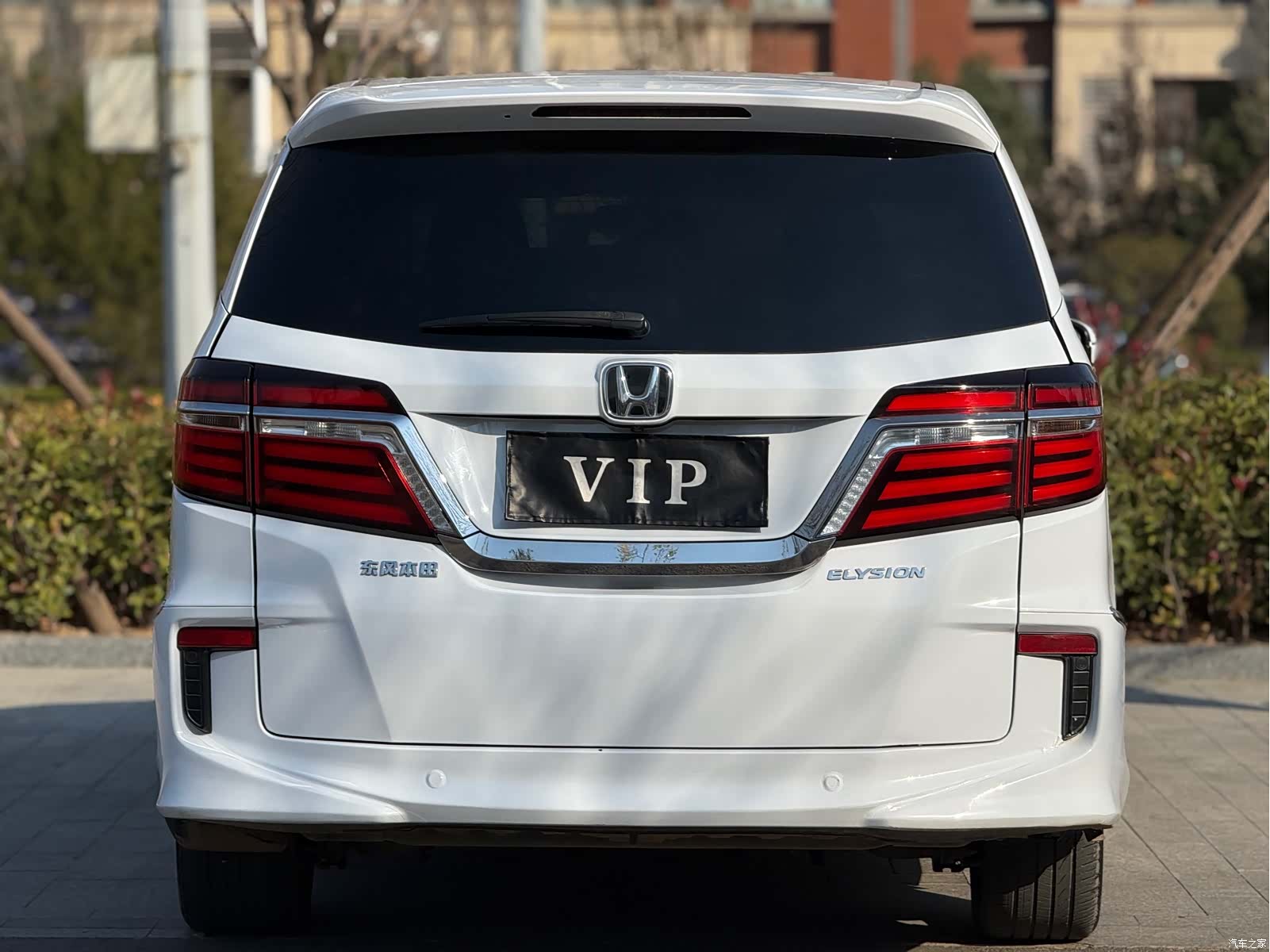 Honda Elysion, 2018 все фото