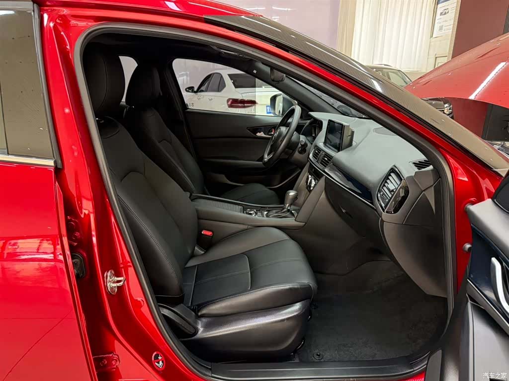 Mazda CX-4, 2022 20