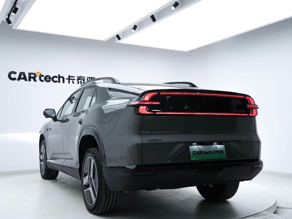 Changan E07