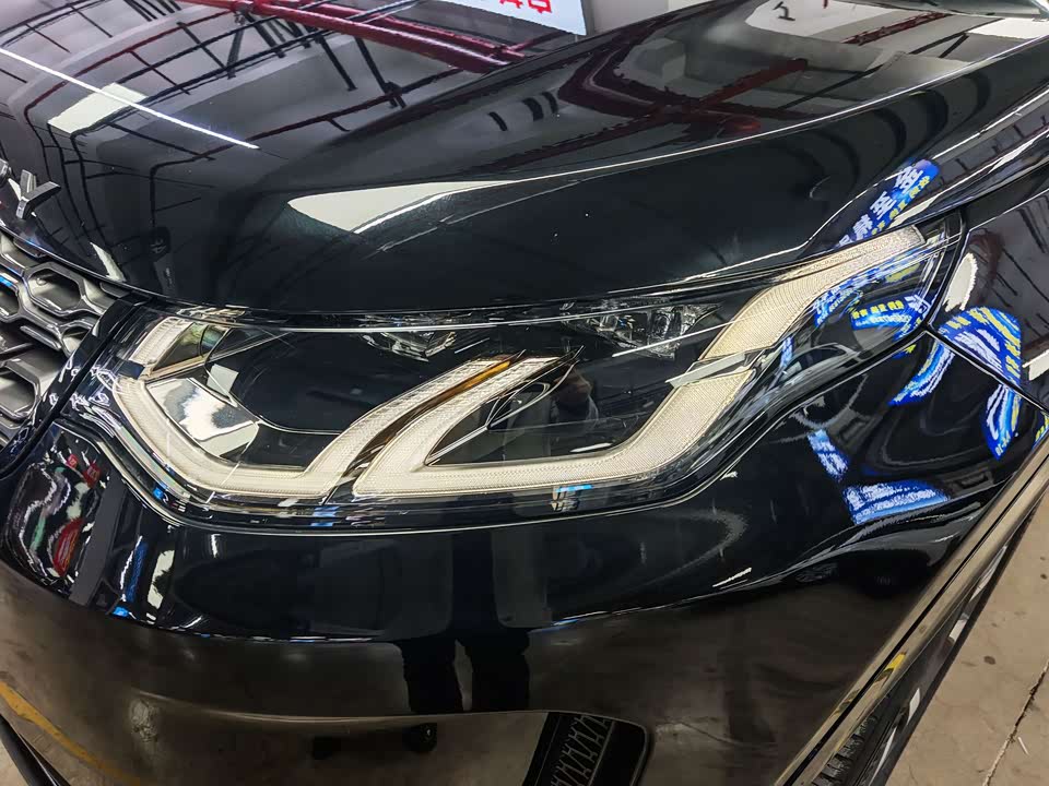 Land Rover Discover sports