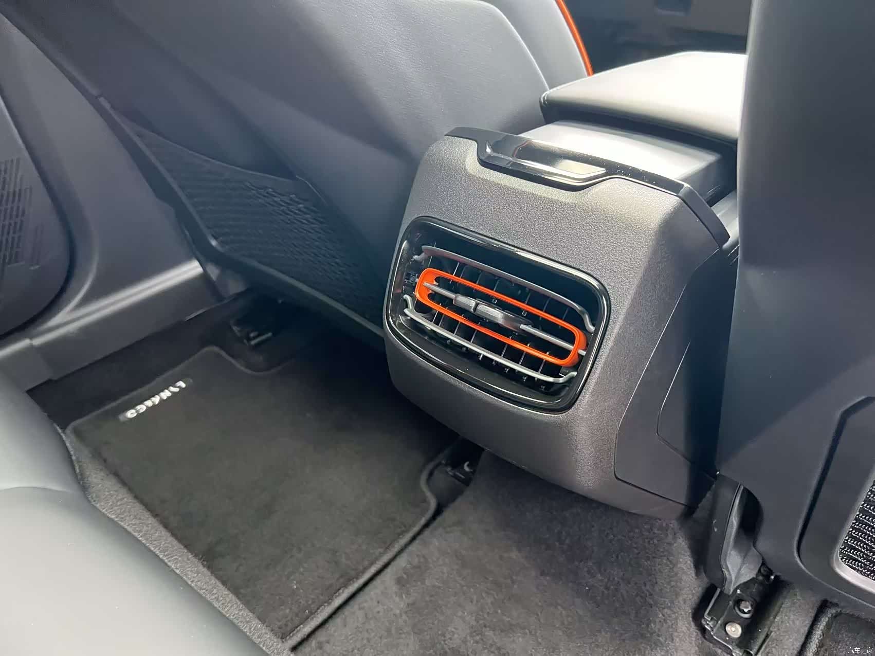 Lynk & Co 02, 2022 30