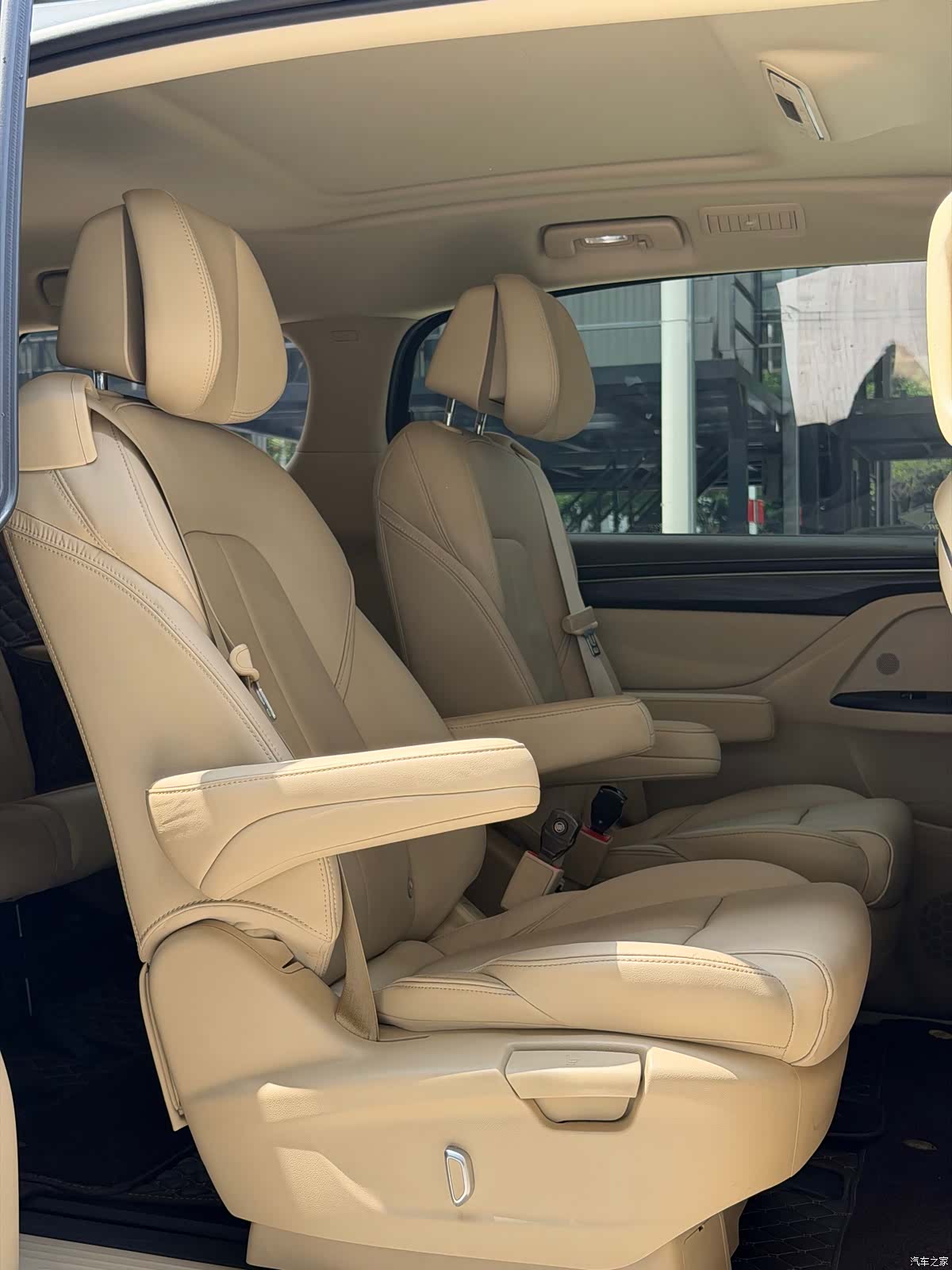 Buick GL8, 2022 12