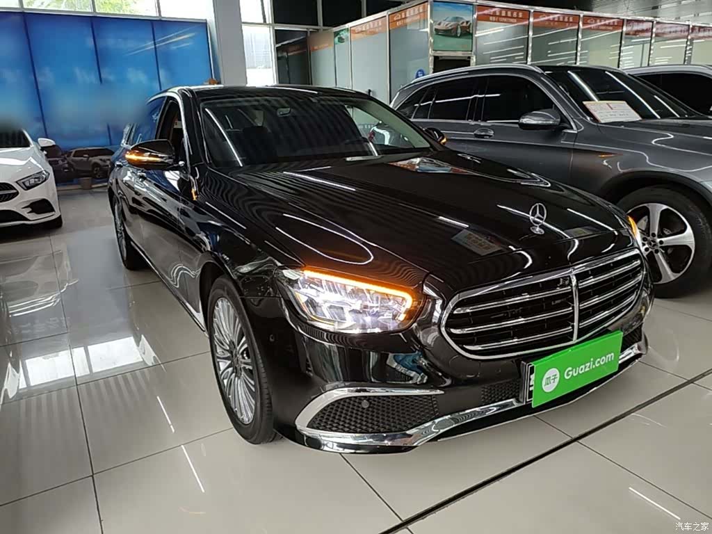 Mercedes-Benz E-Class, 2023 4