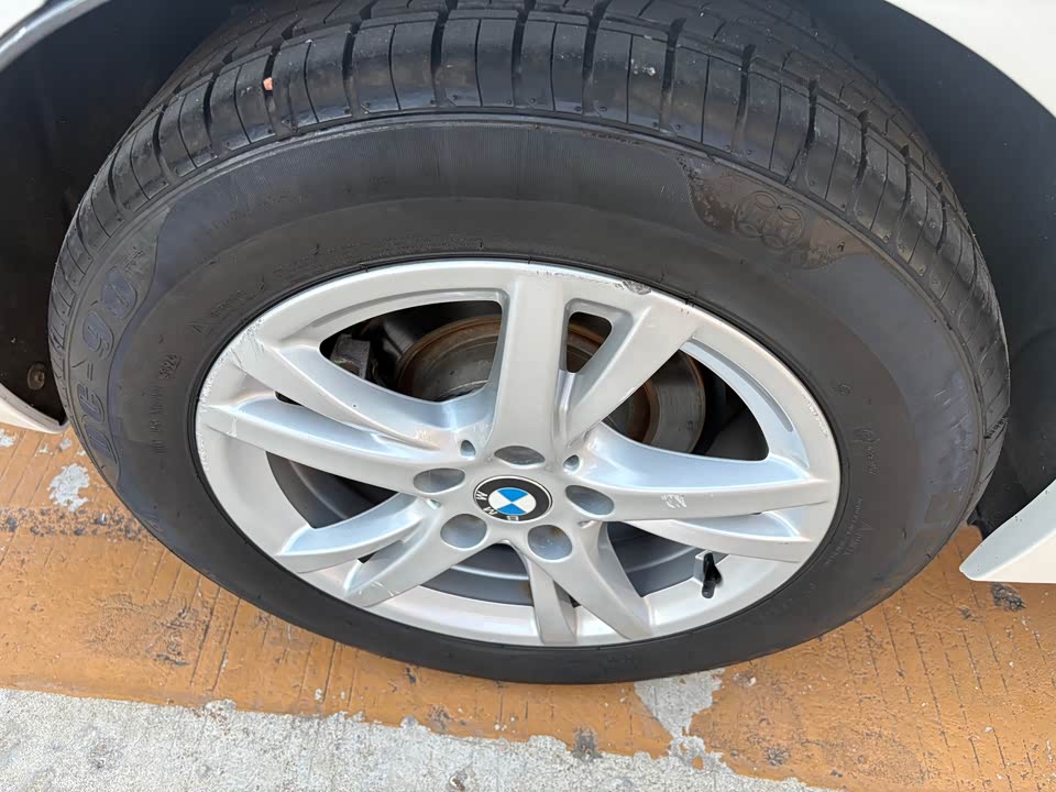 BMW 2 series station wagon