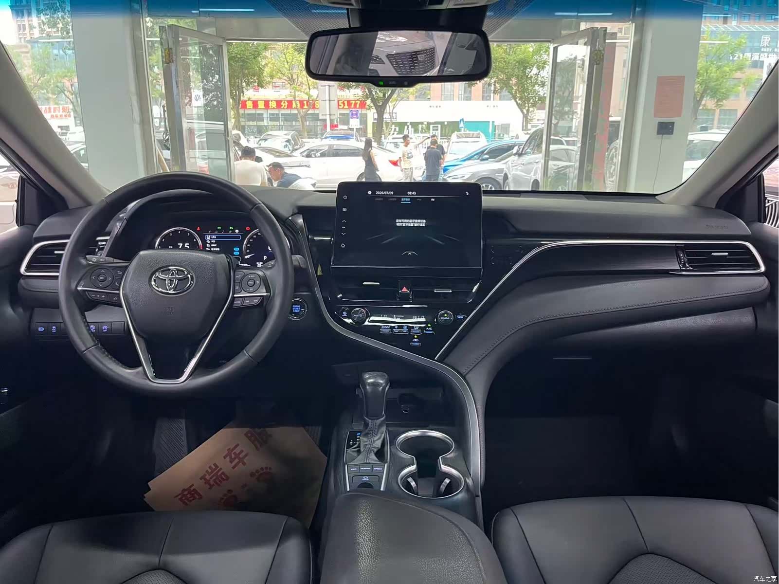 Toyota Camry, 2022 9