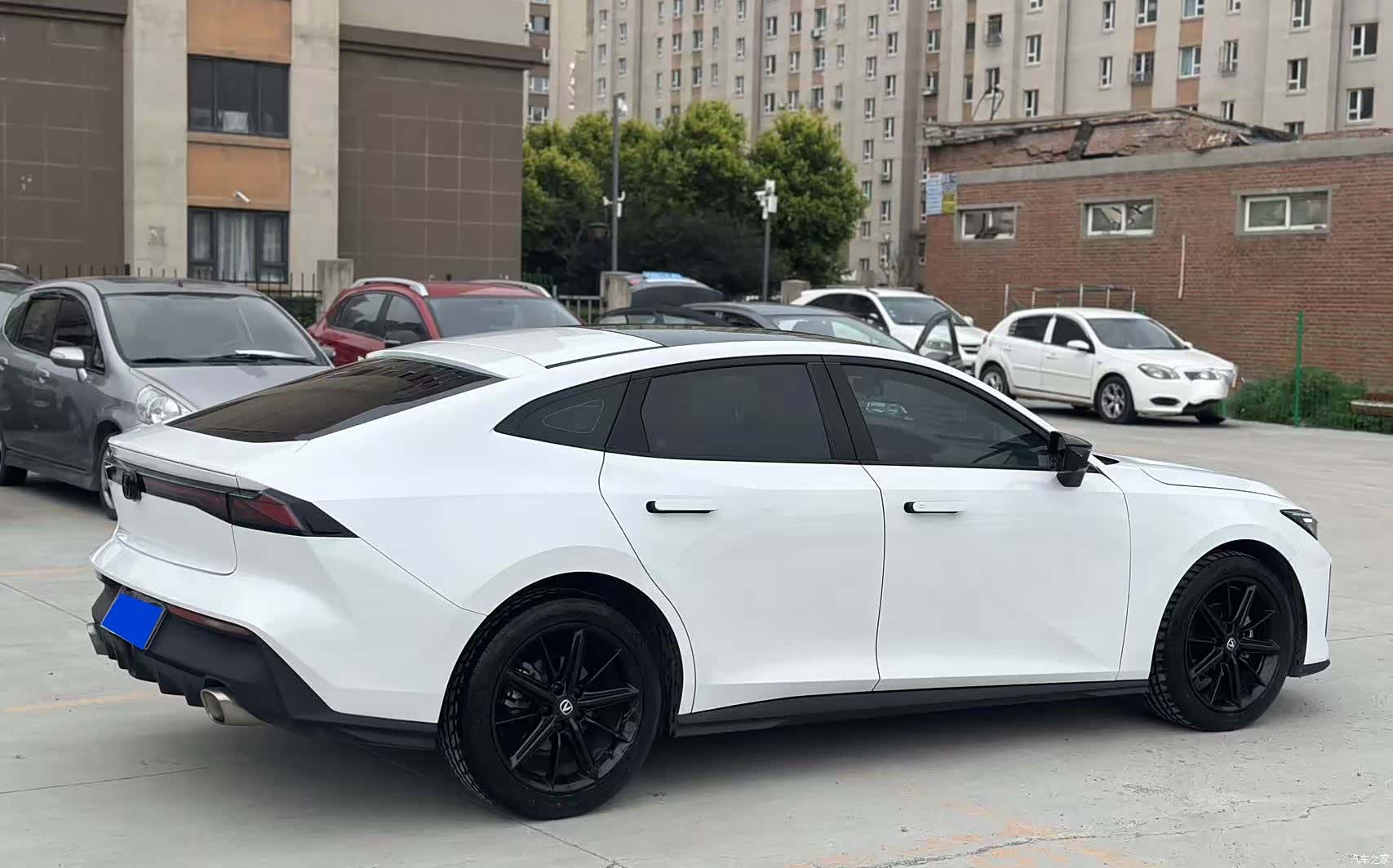Changan UNI-V, 2022 10