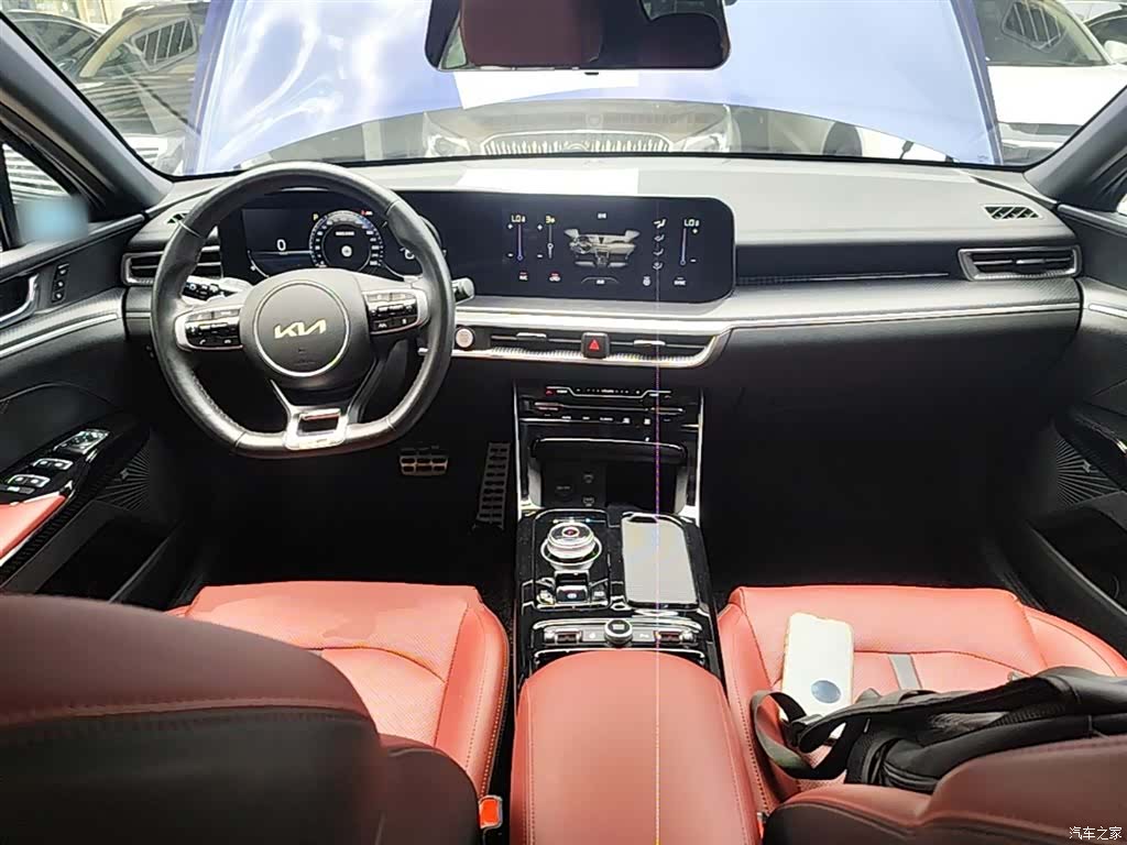 Kia K5, 2022 10