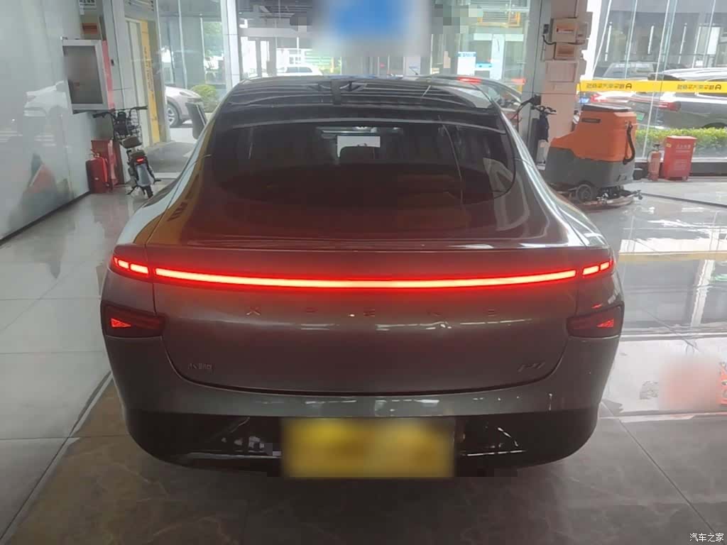 Xpeng P7, 2021 6