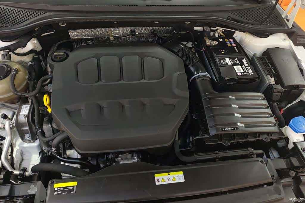 Volkswagen CC, 2024 10