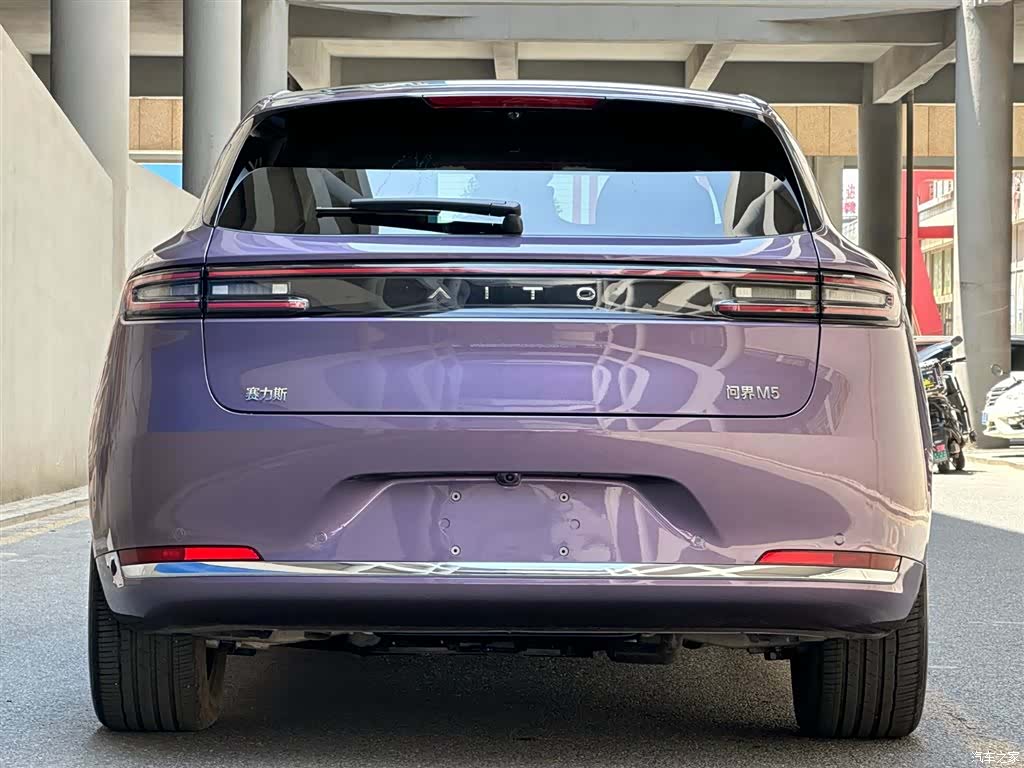AITO M5, 2025 4