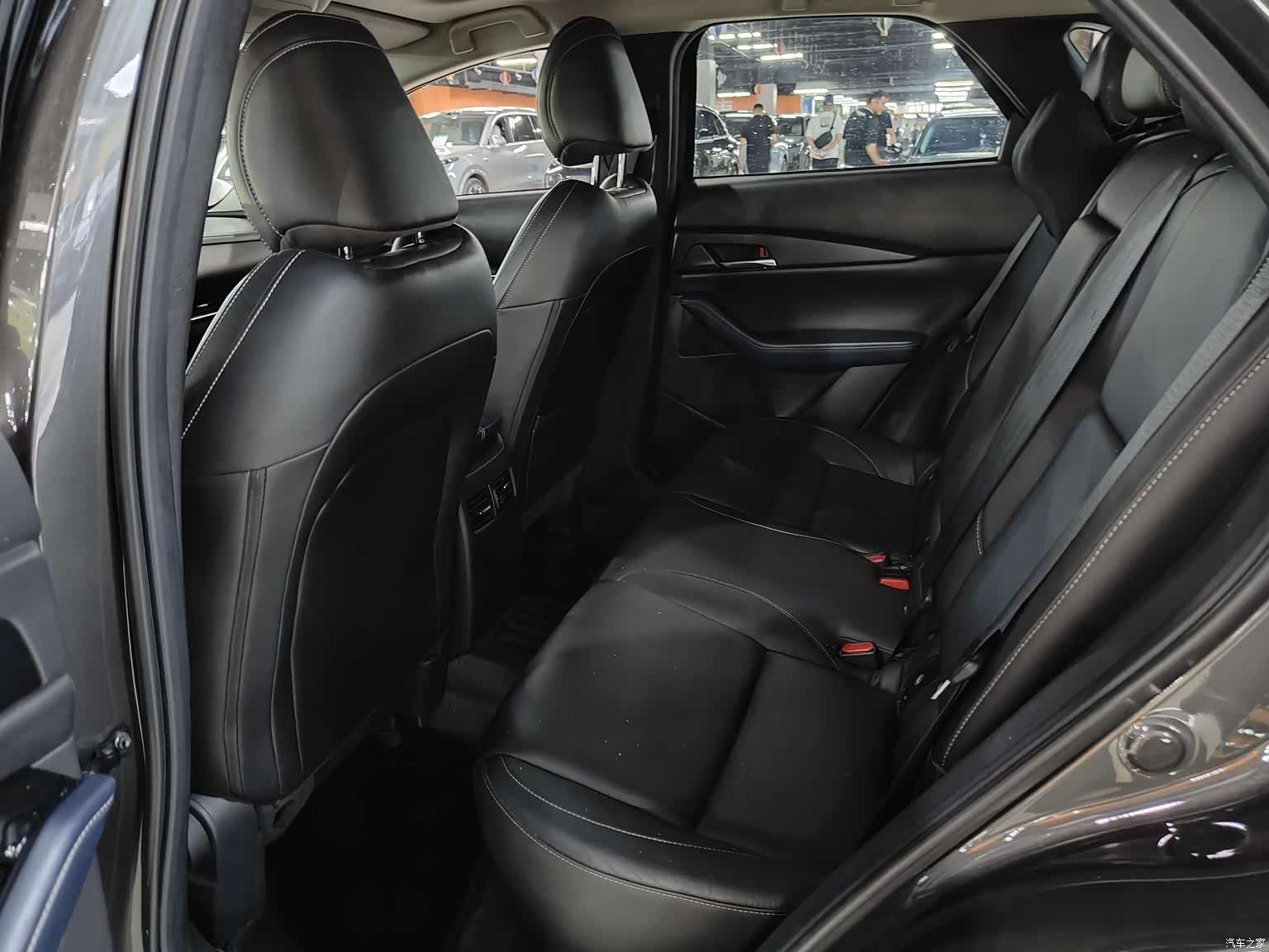Mazda CX-30, 2020 3
