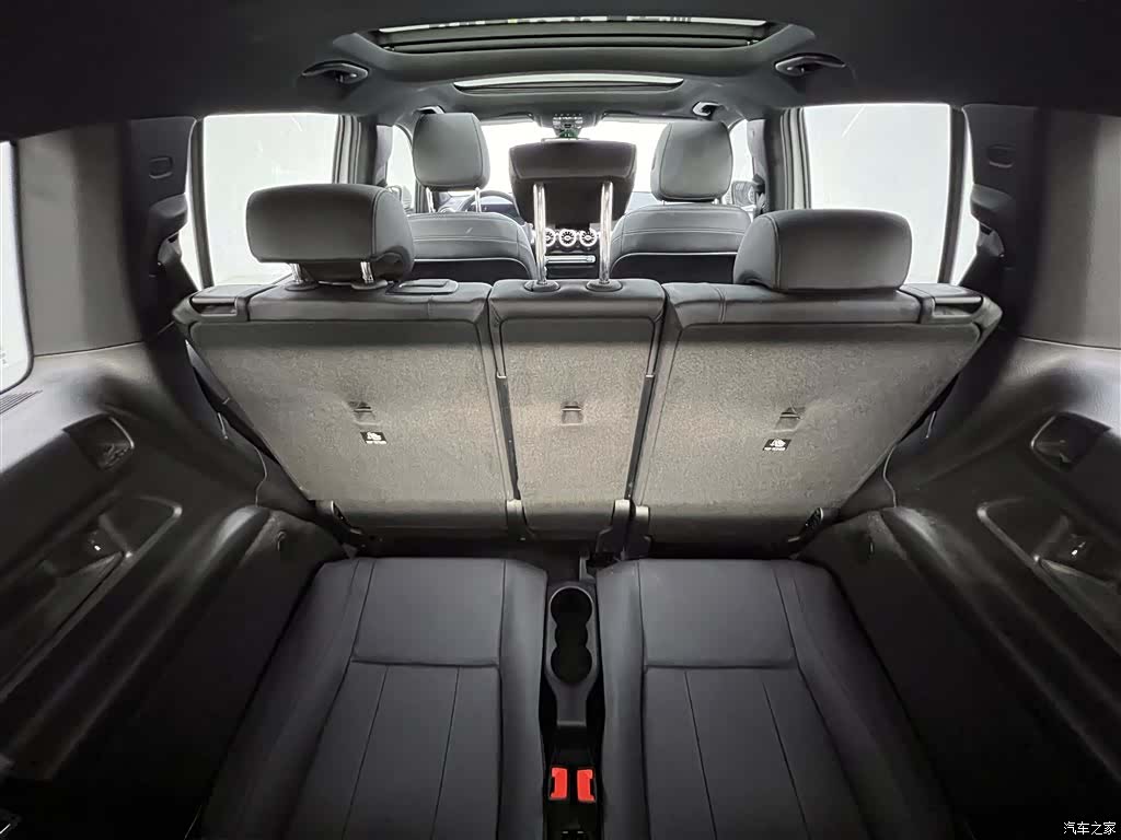 Mercedes-Benz GLB, 2021 26