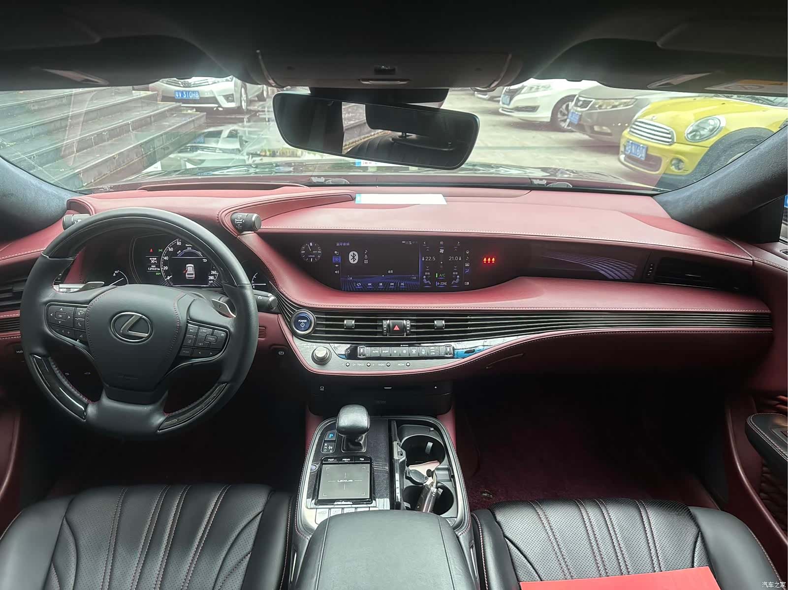 Lexus LS, 2019 все фото