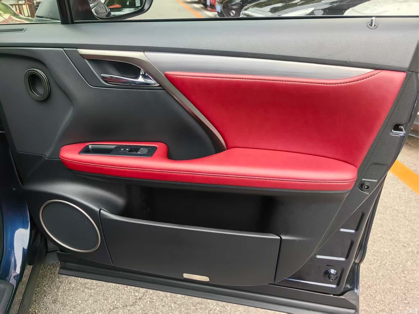 Lexus RX, 2019 9