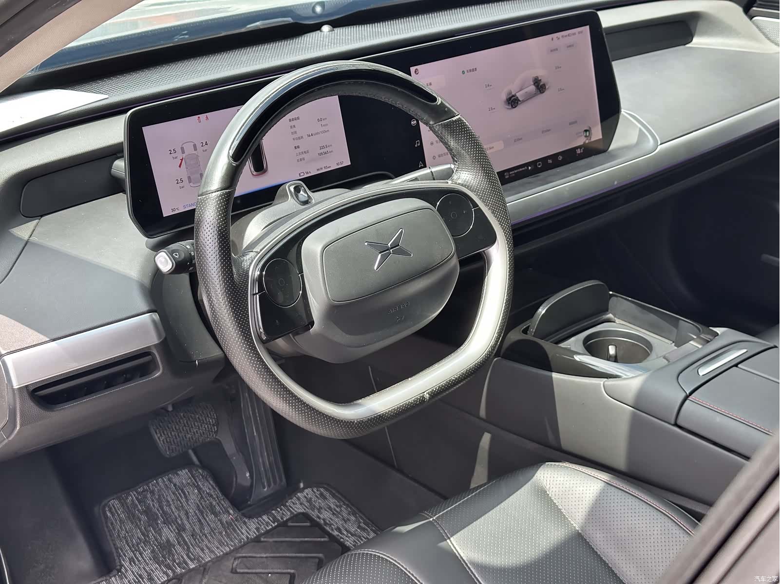 Xpeng P7, 2021 15