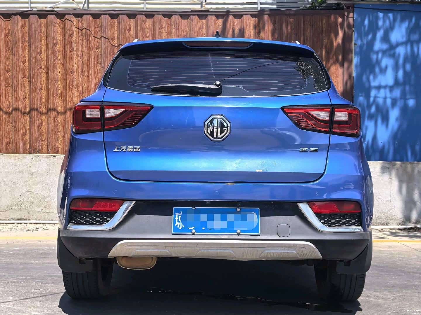 MG ZS, 2017 8