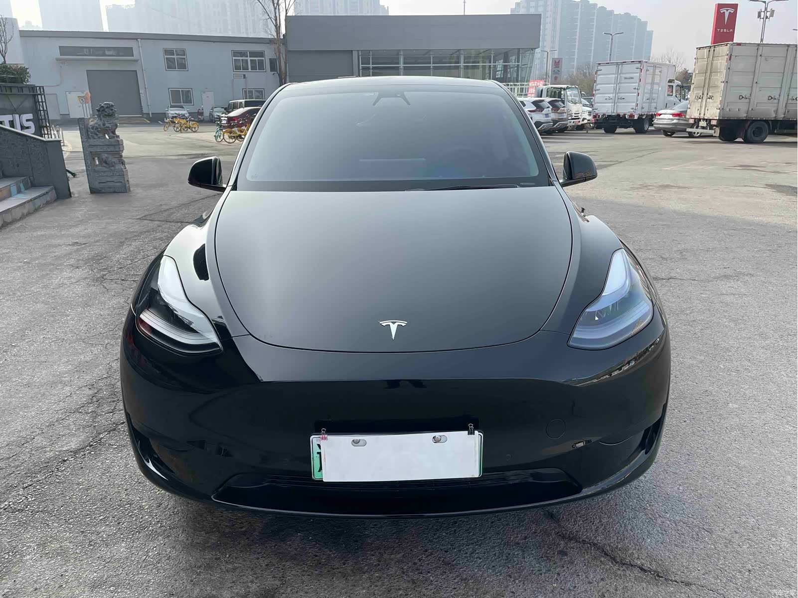 Tesla Model Y, 2023 2