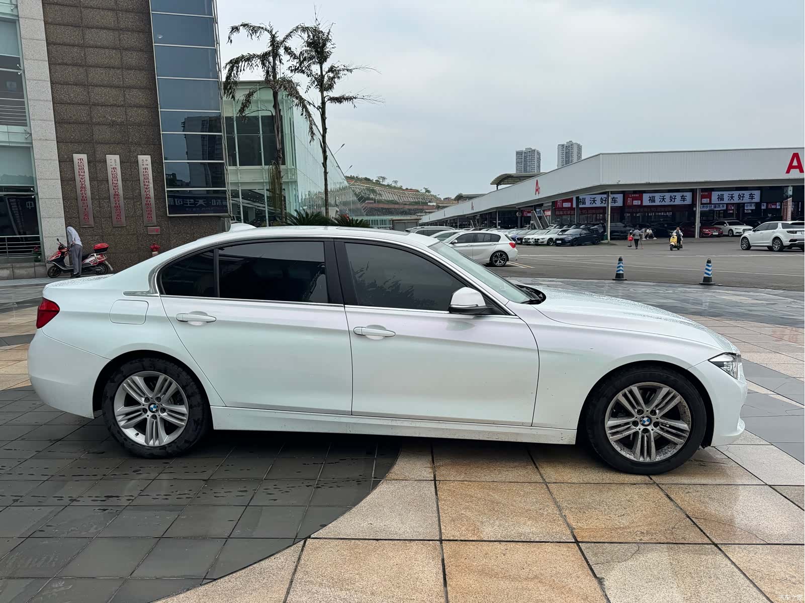 BMW 3 Series, 2017 все фото