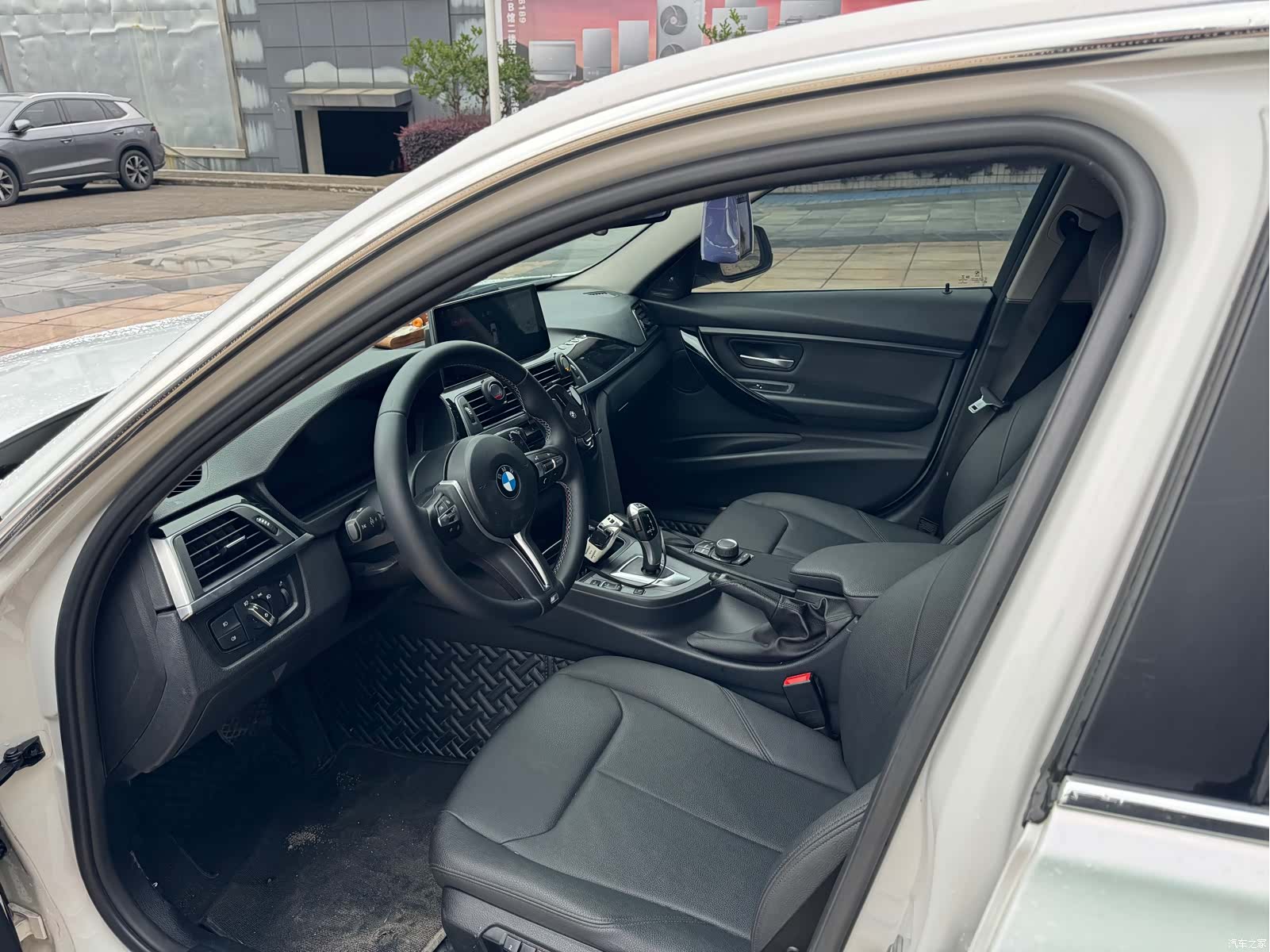 BMW 3 Series, 2017 10
