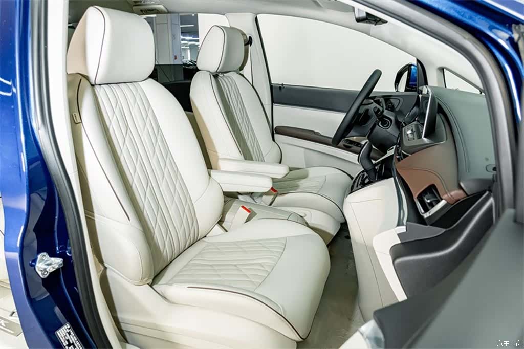 Buick GL8, 2022 23