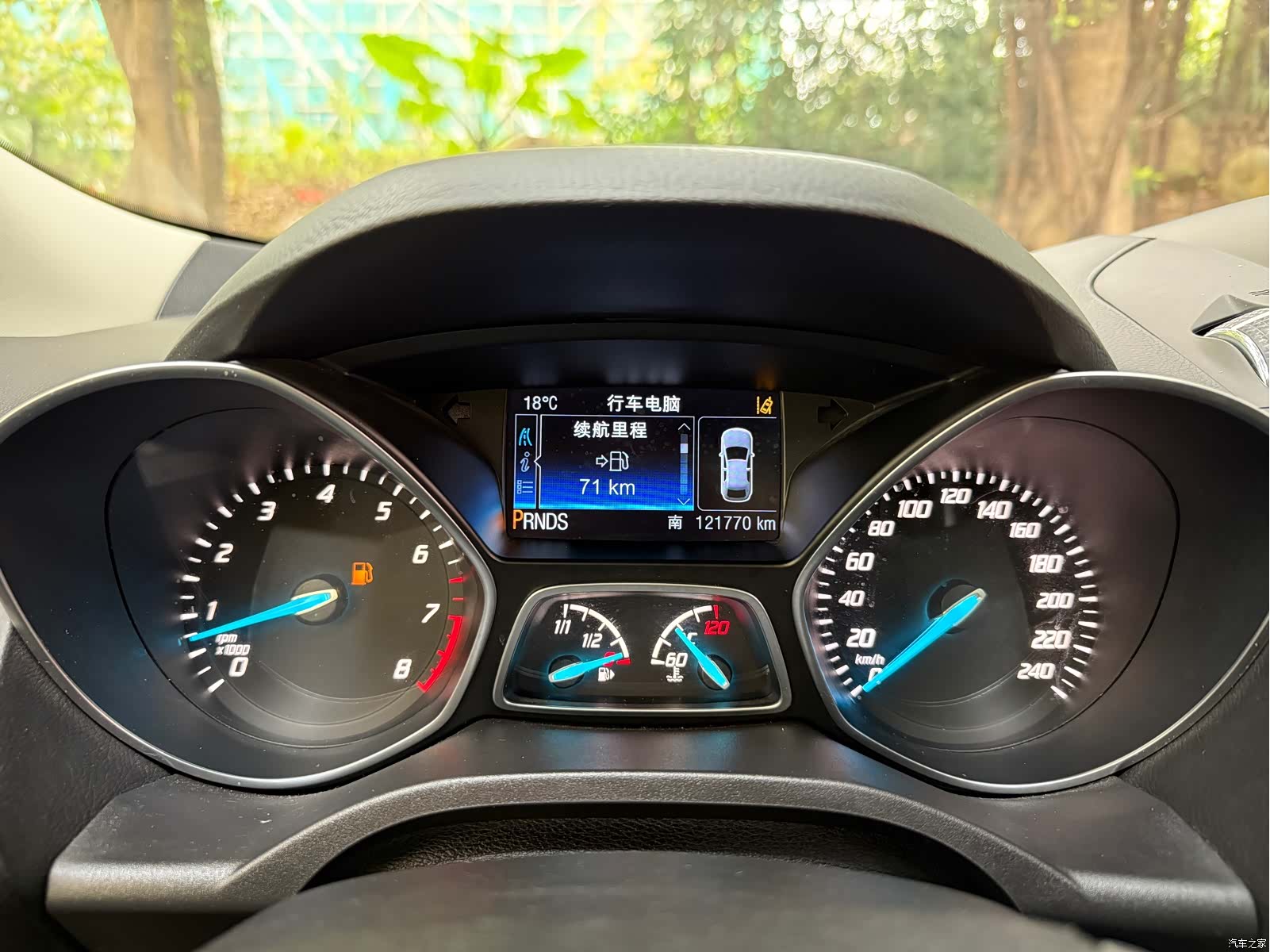 Ford Kuga, 2015 19