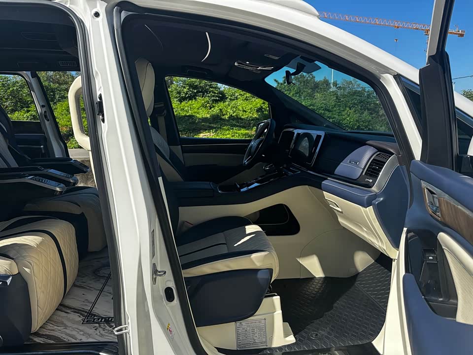 Trumpchi Trumpchi M8