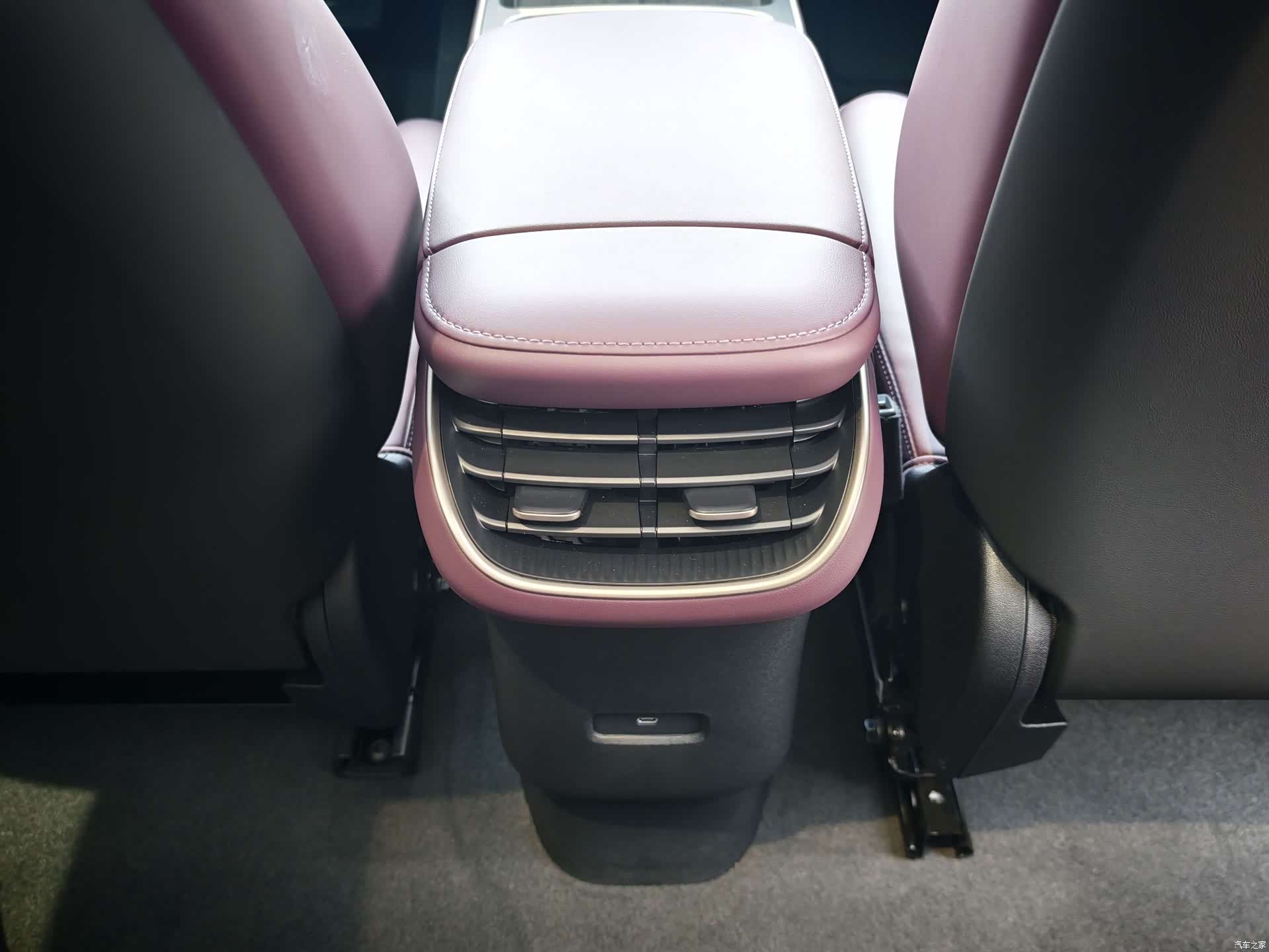NIO ET5, 2025 16