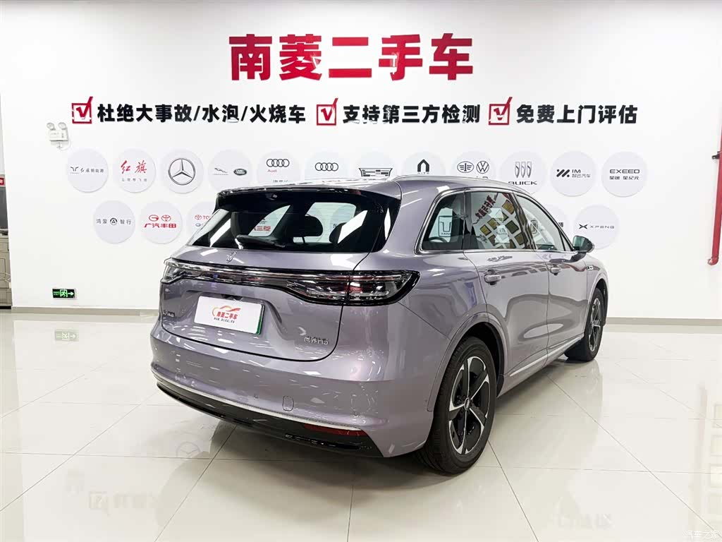 SAIC ShangJie H5, 2025 6