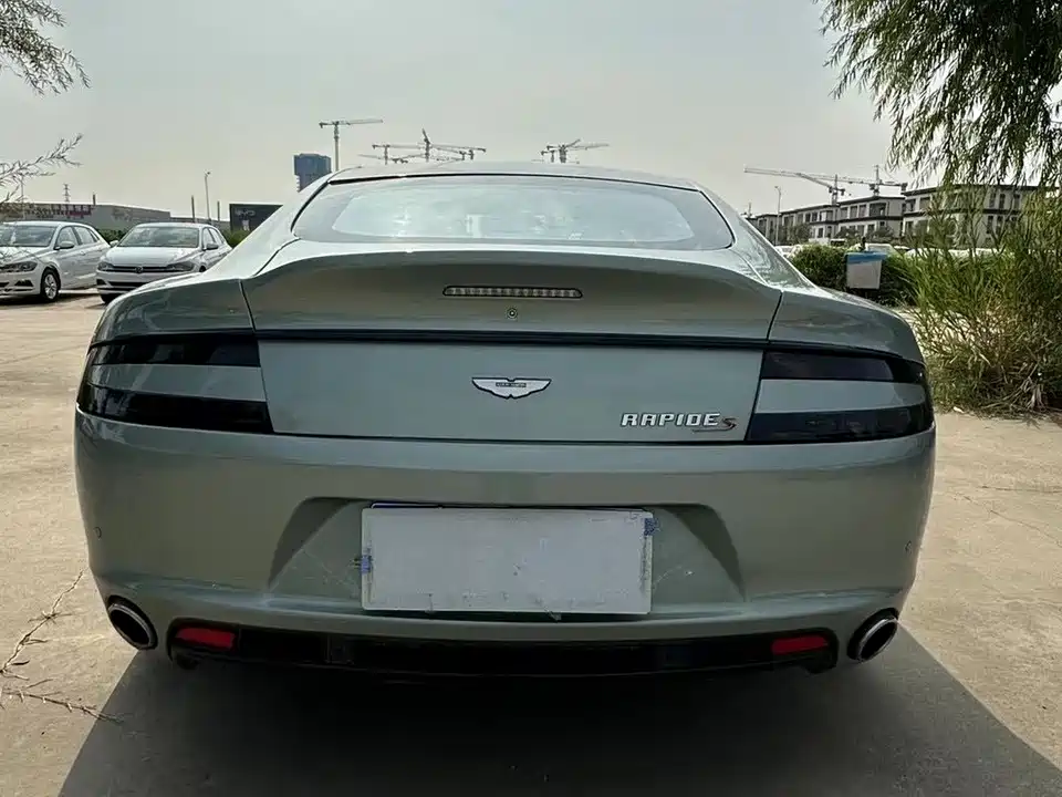 Aston Martin Rapide Aston Martin Rapide
