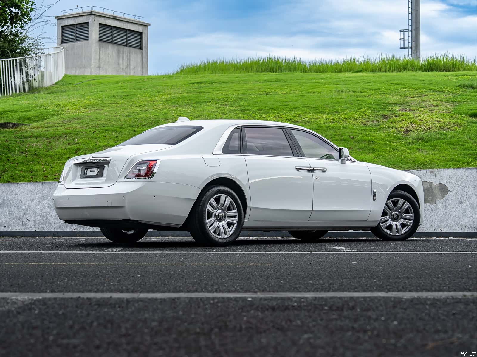 Rolls-Royce Ghost, 2022 20