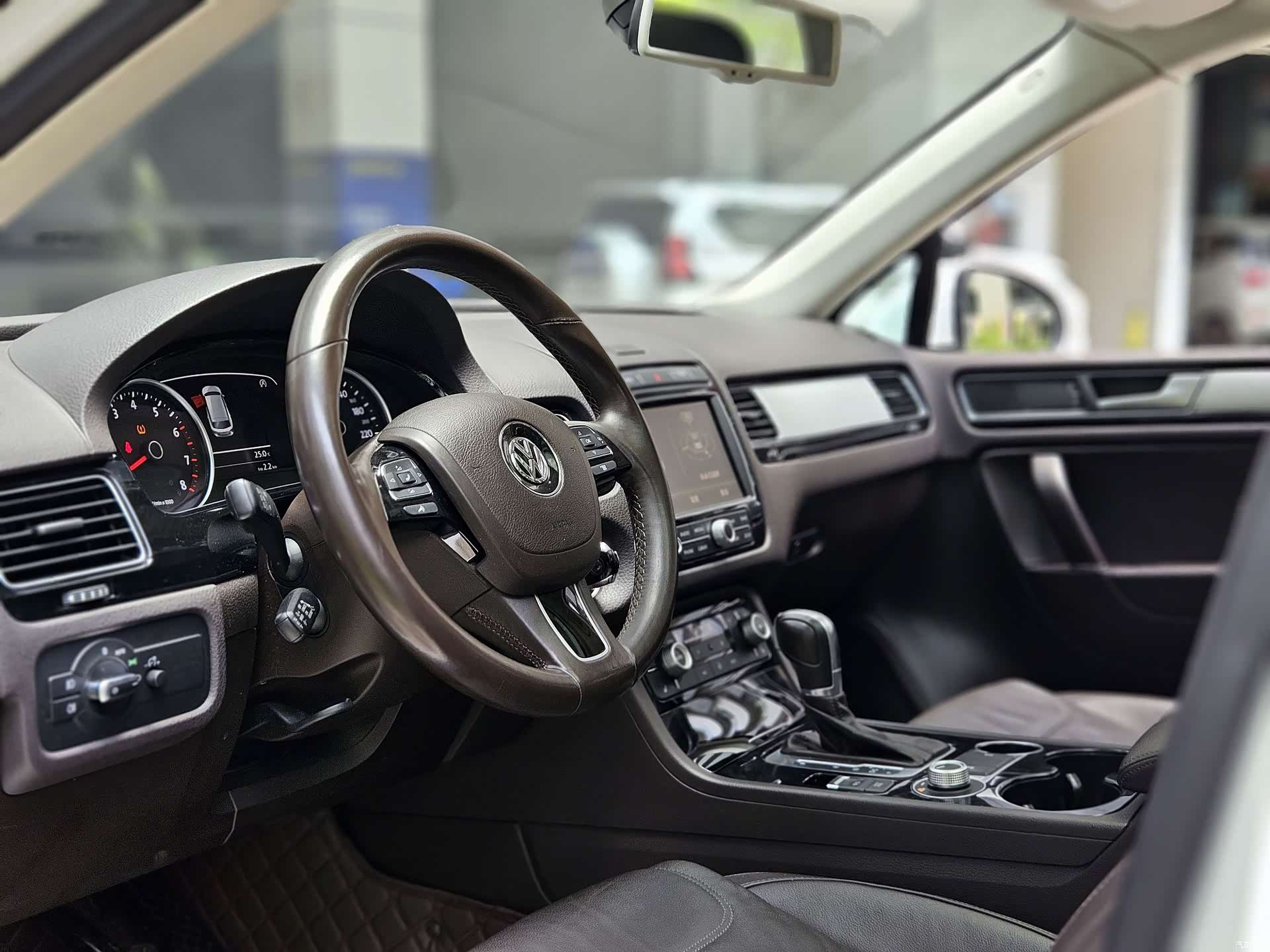Volkswagen Touareg, 2016 21