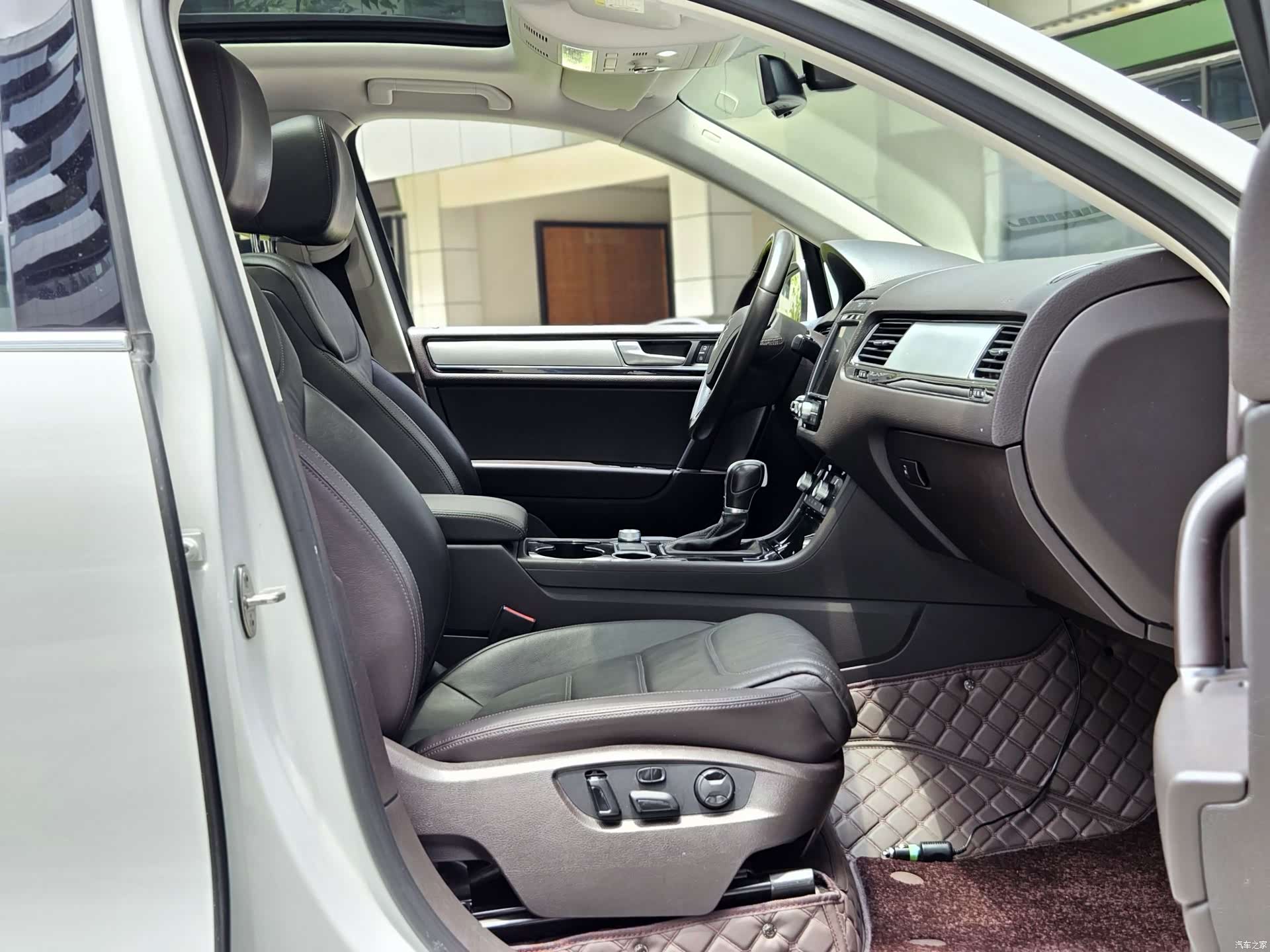 Volkswagen Touareg, 2016 6