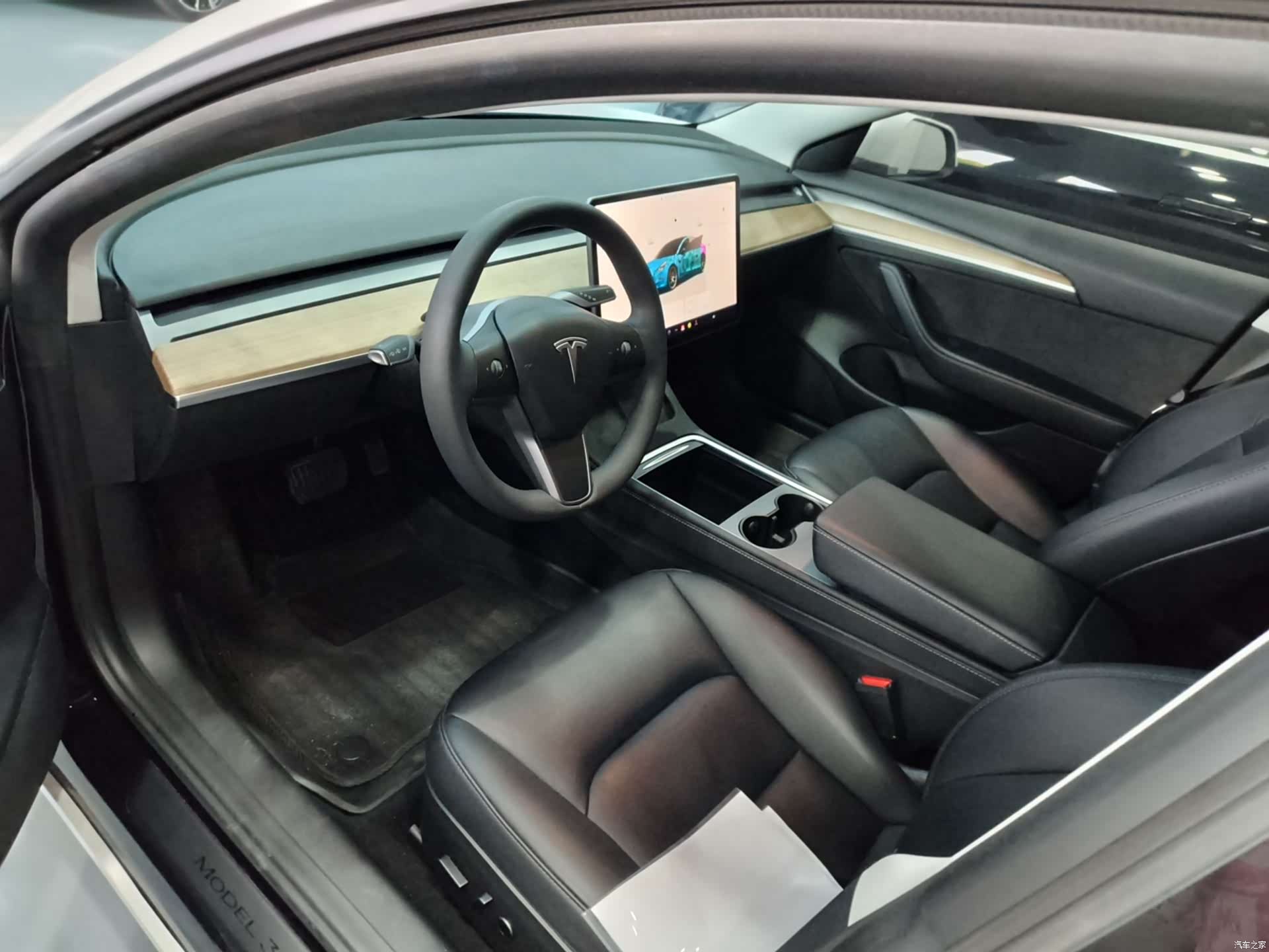 Tesla Model 3, 2023 9