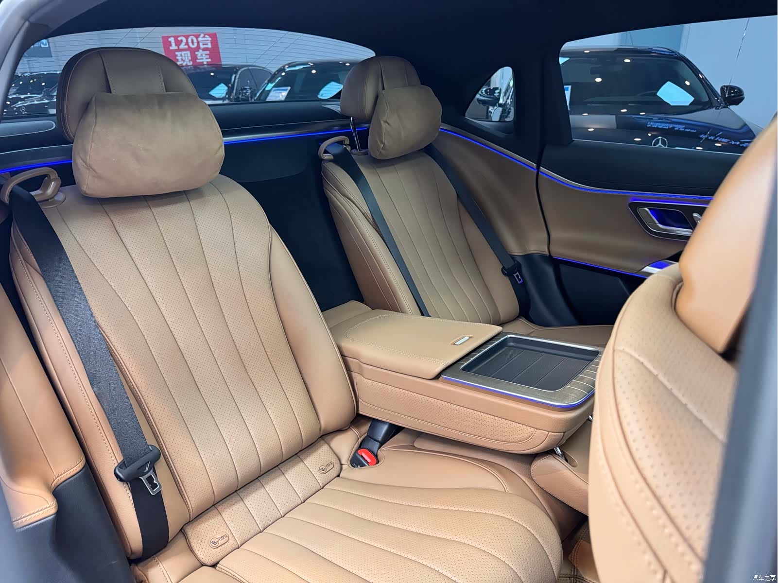 Mercedes-Benz E-Class, 2024 22
