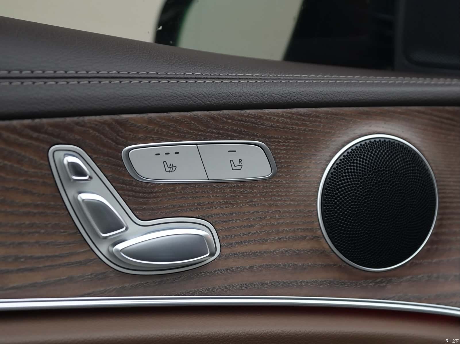 Mercedes-Benz E-Class, 2022 10