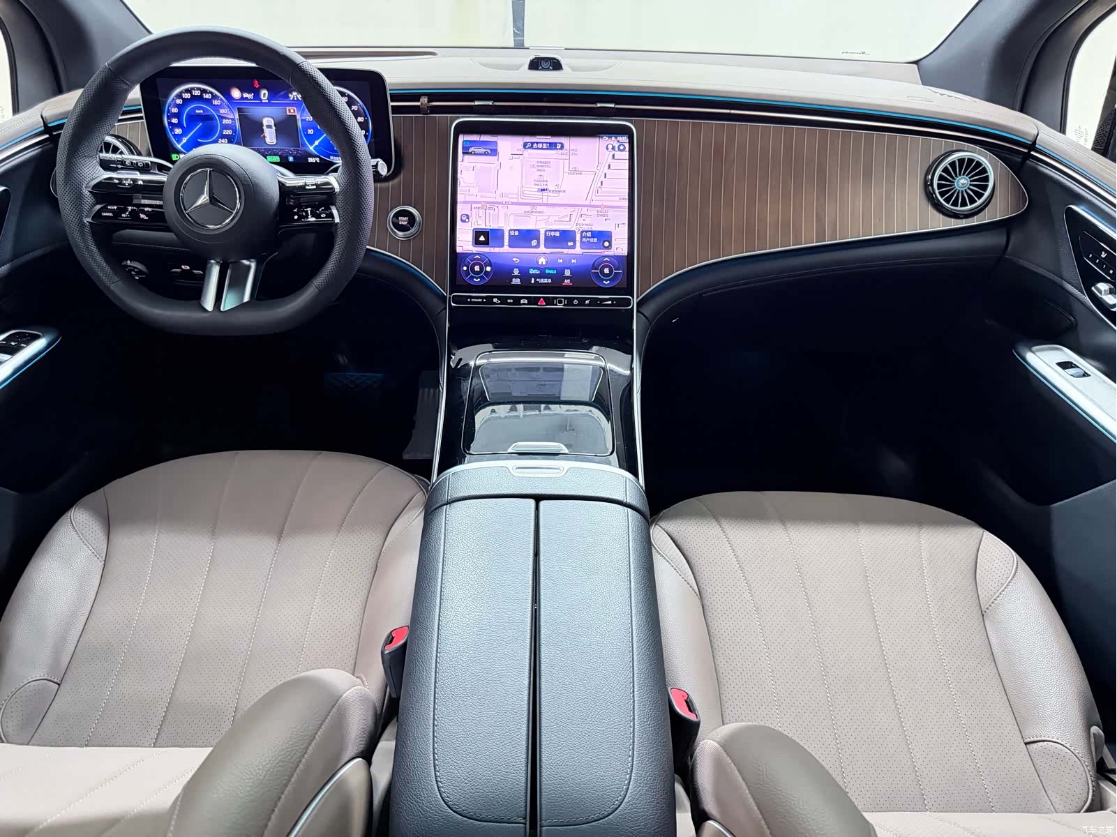 Mercedes-Benz EQE, 2023 8