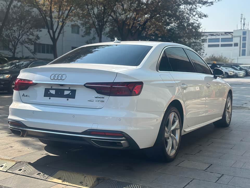 Audi A4L
