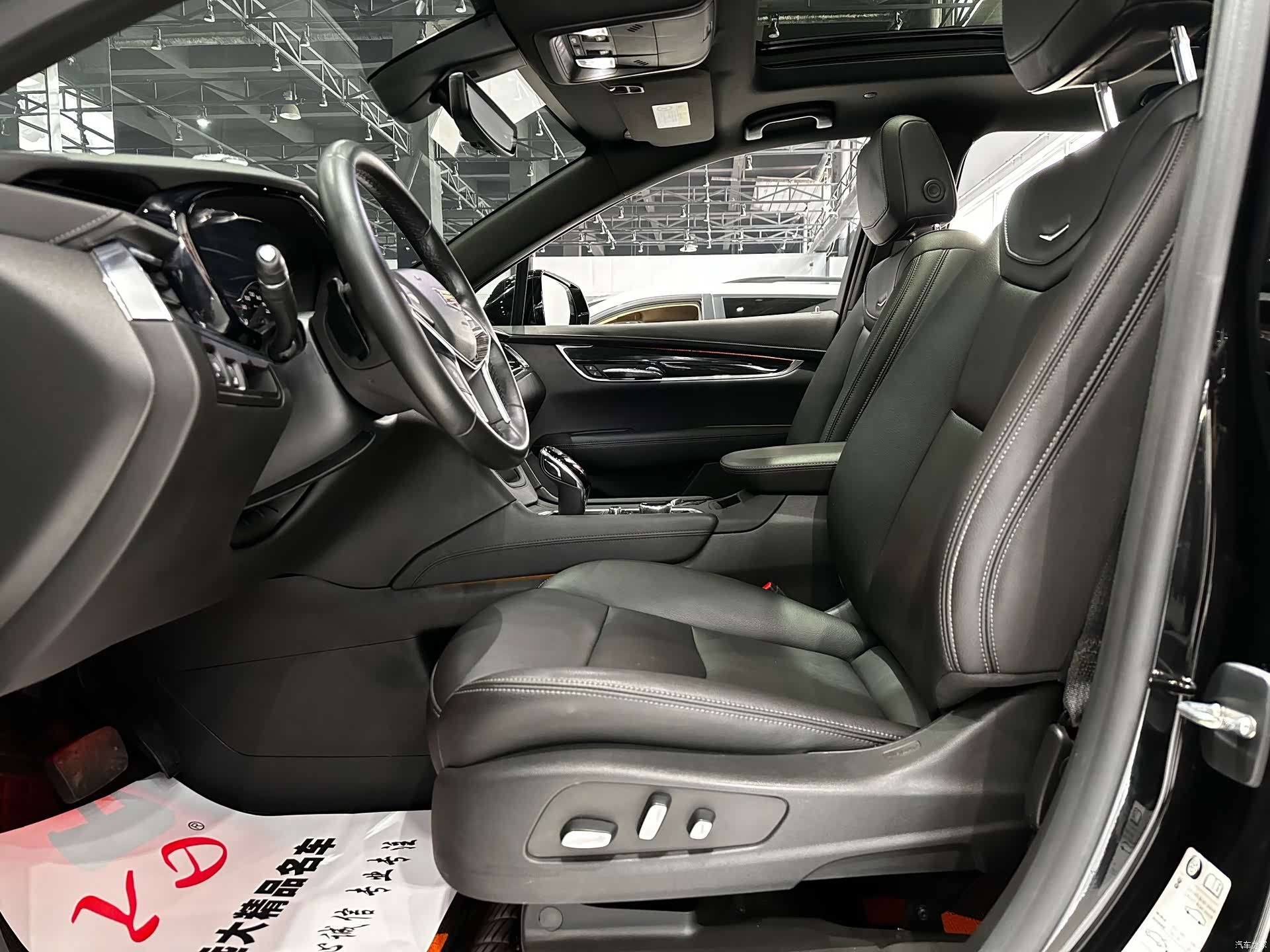 Cadillac XT5, 2020 4