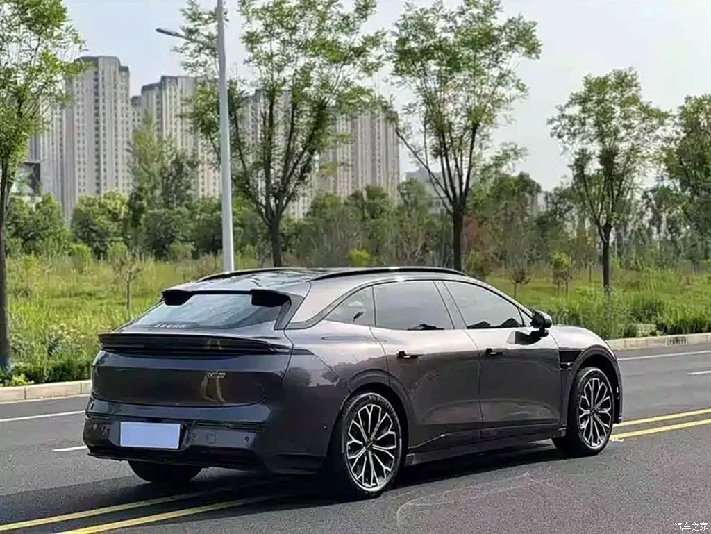 Zeekr 007, 2025 9