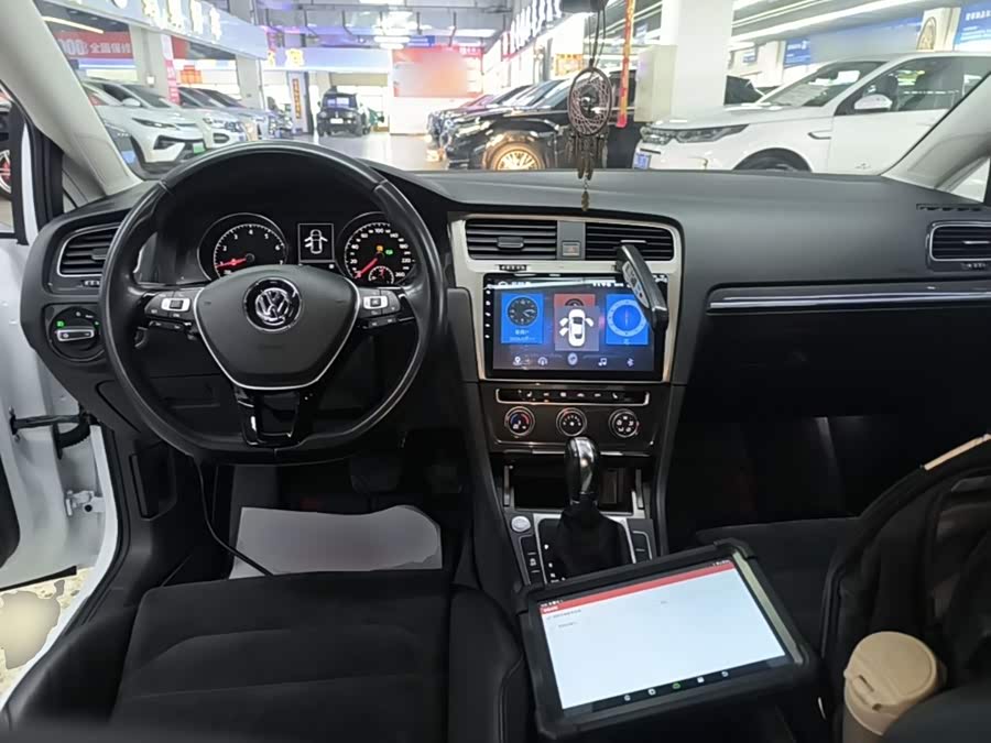 Volkswagen Golf 2018, фото 10