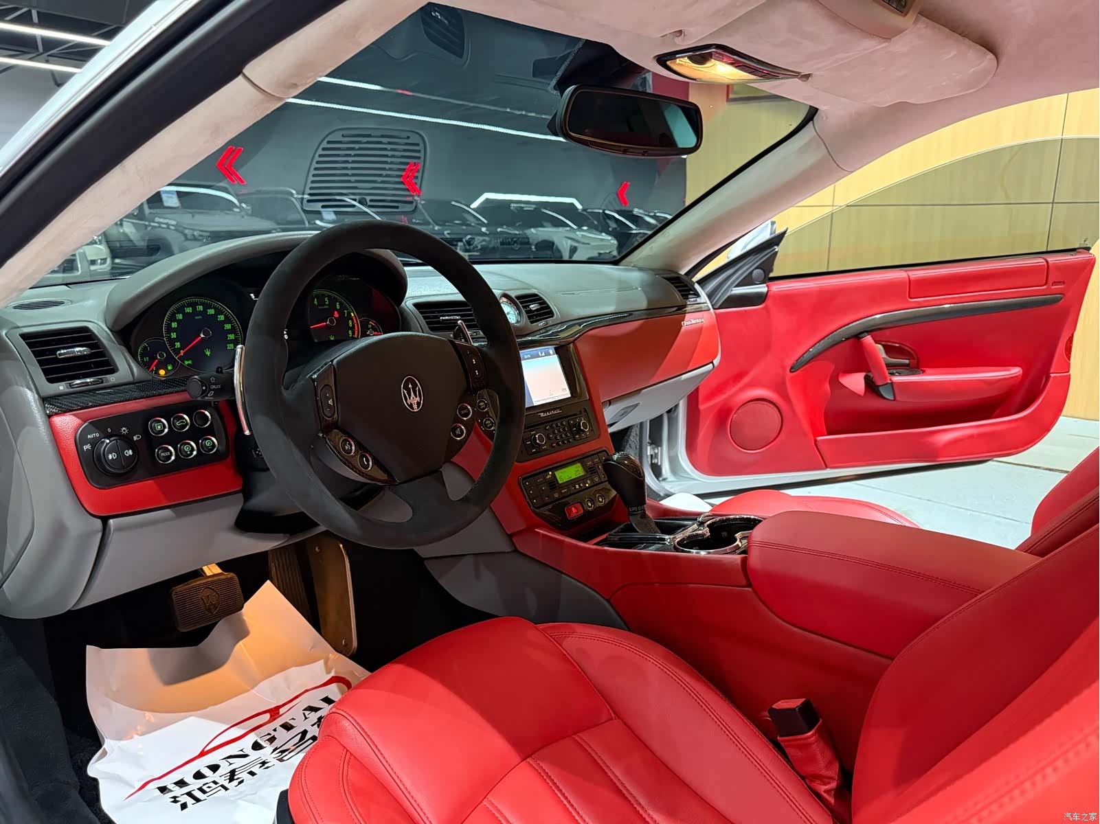 Maserati GranTurismo, 2011 7