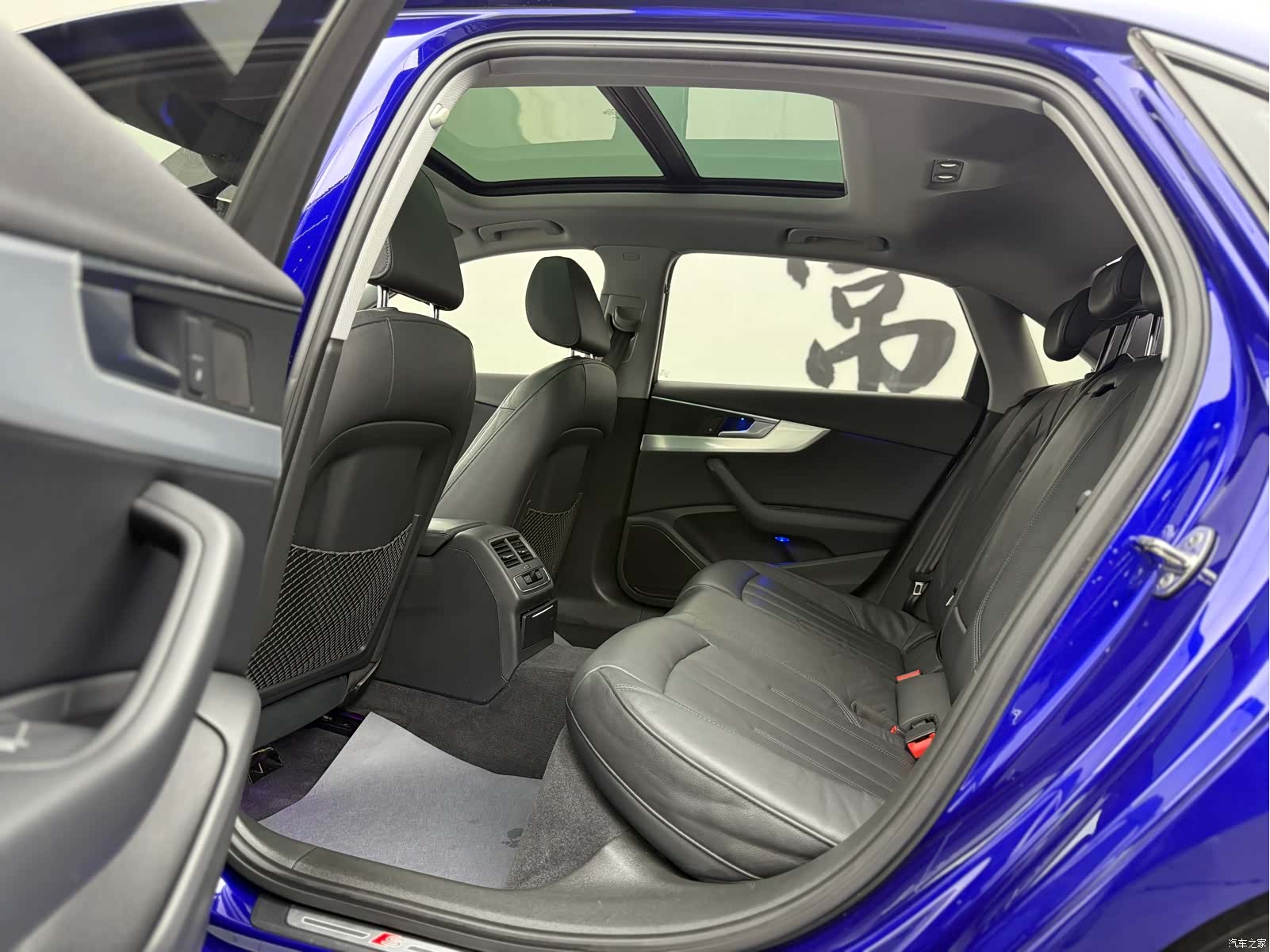 Audi A4L, 2019 6
