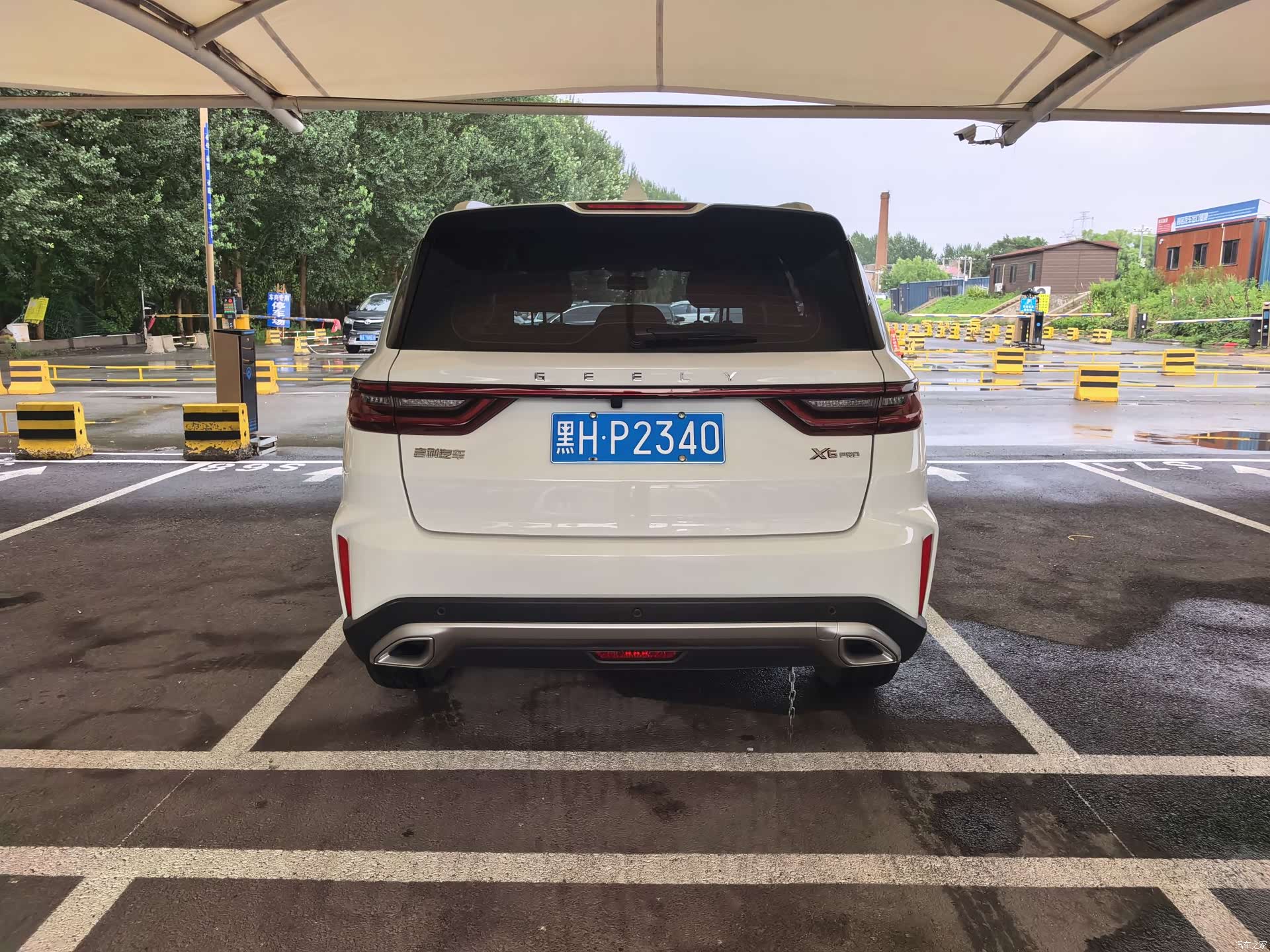 Geely X6, 2022 19