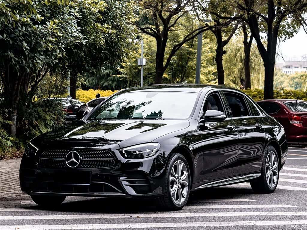 Mercedes-Benz E-Class, 2022 1