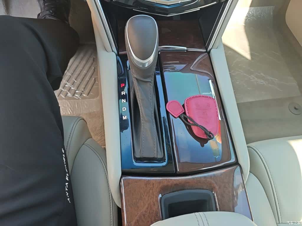 Cadillac XTS, 2017 10