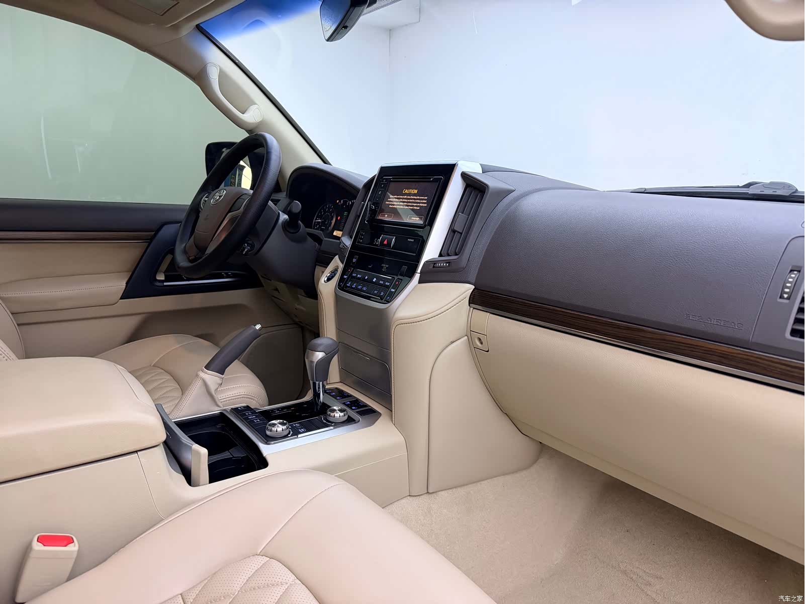 Toyota Land Cruiser, 2019 11